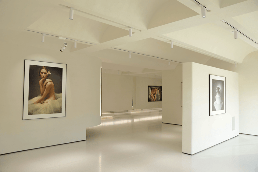 玛摄影：16年口碑沉淀定格专属浪漫pg电子娱乐平台杭州婚纱照推荐｜乐(图2)